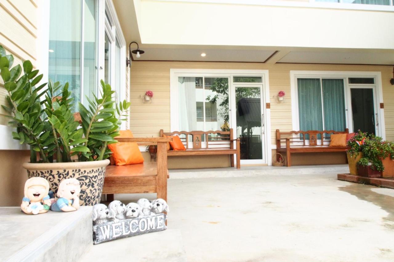 Romyen Cafe' Homestay Phra Nakhon Si Ayutthaya Ngoại thất bức ảnh
