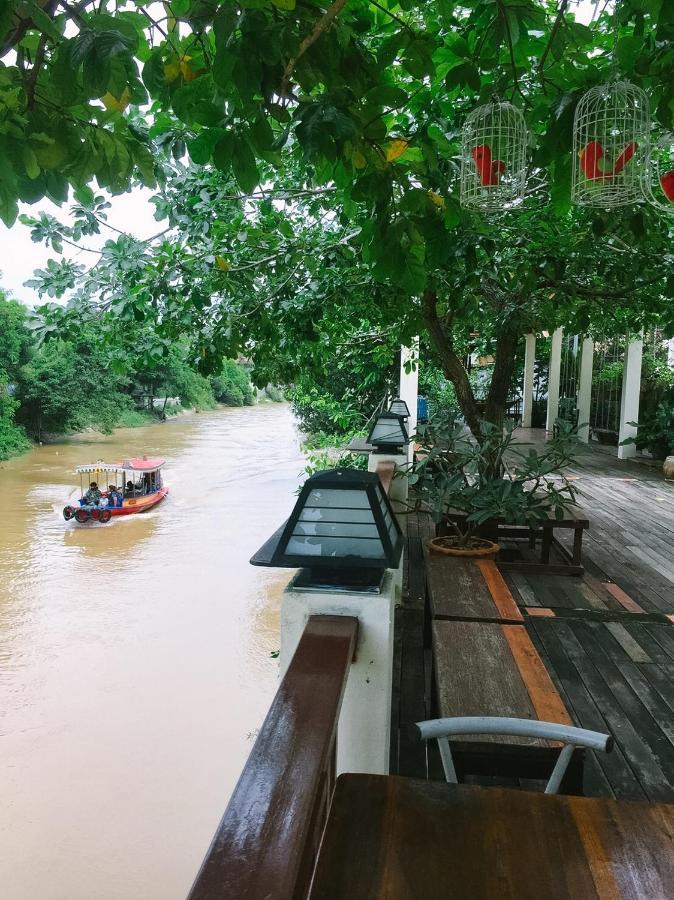 Romyen Cafe' Homestay Phra Nakhon Si Ayutthaya Ngoại thất bức ảnh