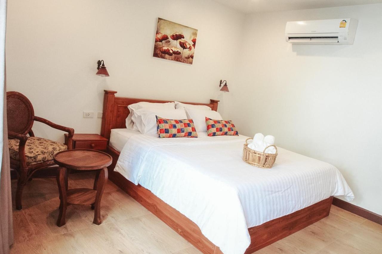 Romyen Cafe' Homestay Phra Nakhon Si Ayutthaya Ngoại thất bức ảnh