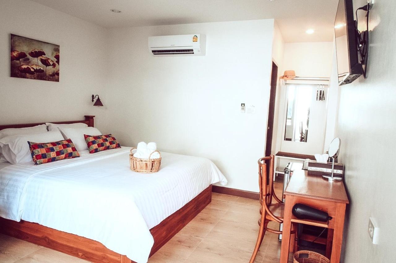 Romyen Cafe' Homestay Phra Nakhon Si Ayutthaya Ngoại thất bức ảnh